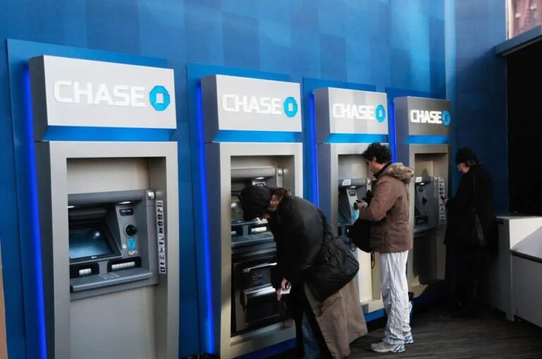 TikTokers Tried to Hack a Chase Bank ‘Glitch’ and It Backfired—Big Time!